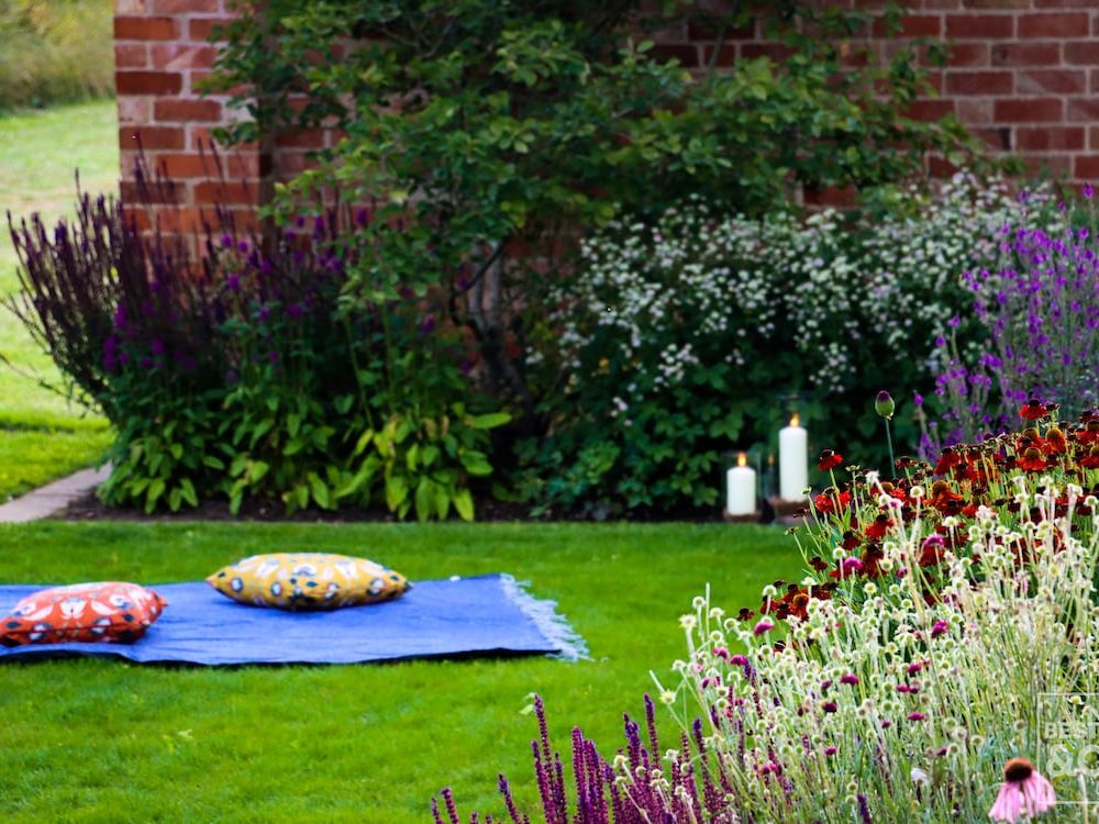 Summer Garden Party Event Gallery 2