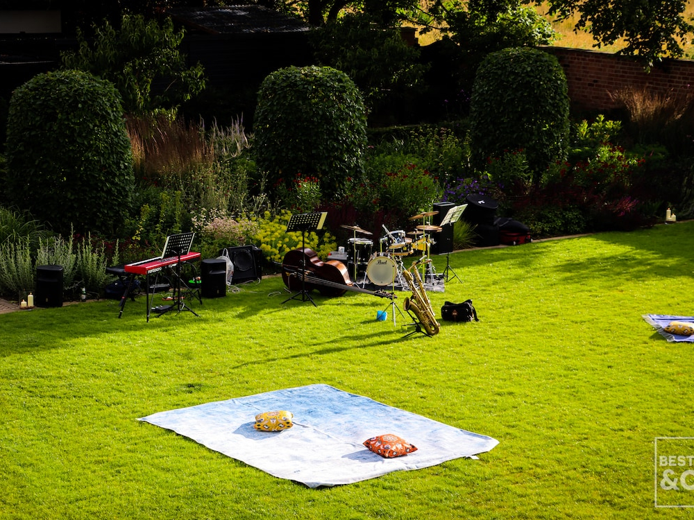 Summer Garden Party Event Gallery 6